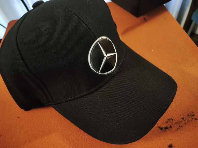 Boné Mercedes