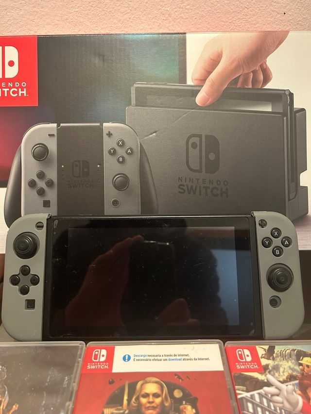 Nintendo Switch Pack + REGALOS 
LEER