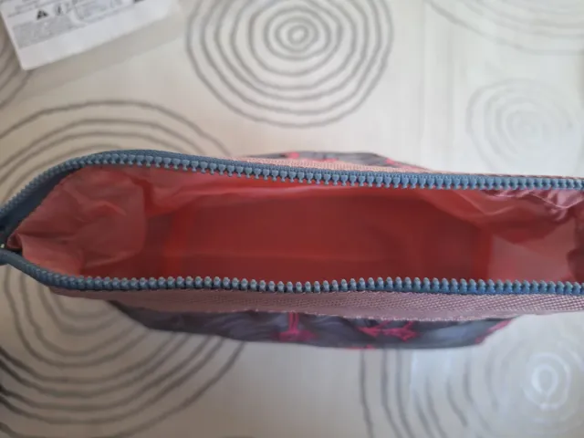 Neceser Estampado Flamencos y Hojas