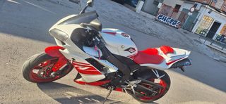 YAMAHA R1 2008