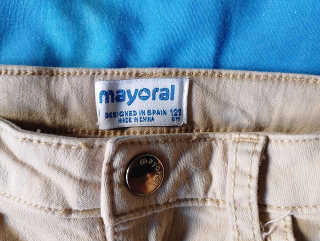 PANTALÓN CORTO NIÑA