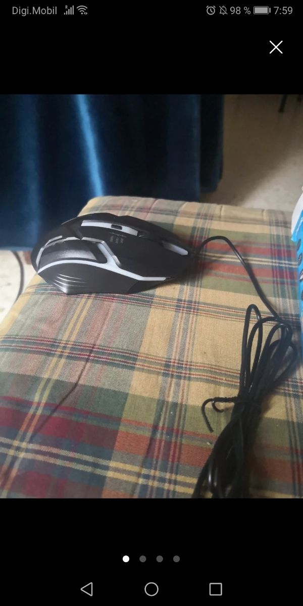 Teclado mecánico más ratón negro con led