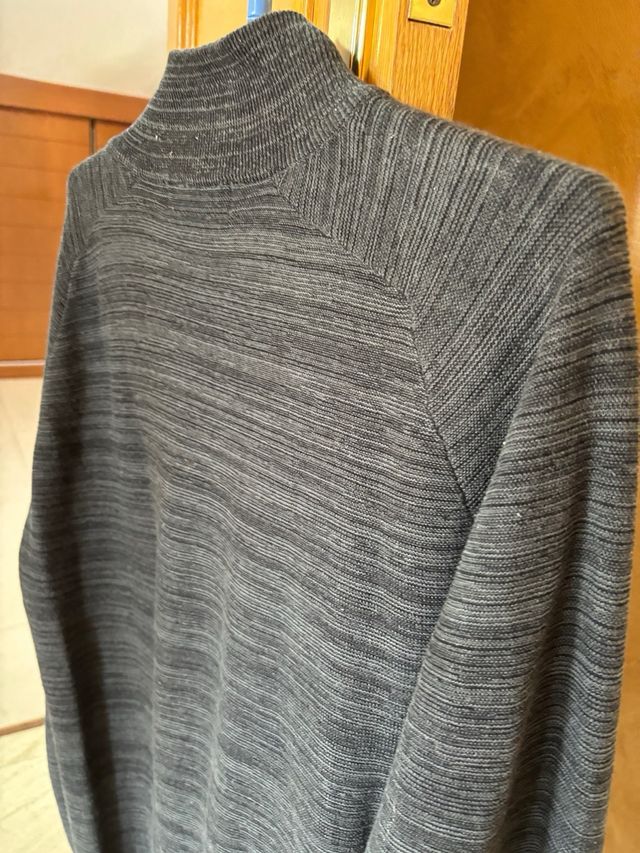 Jersey primark gris oscuro