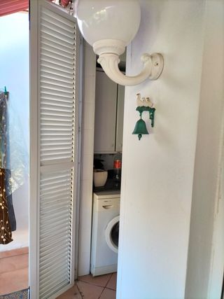 PUERTA PERSIANA ALUMINIO BLANCO.