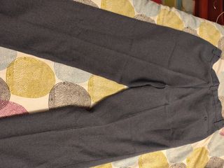 3 Pantalones pinzas hombre 46.todos 12euros