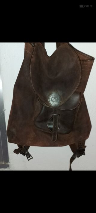 Mochila / Zurrón de cuero