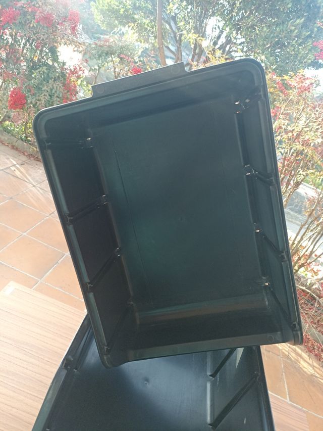 Cubetas apilables 4ud