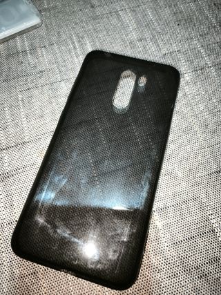 Pocophone F1 6GB+128 (Armoured Edition)