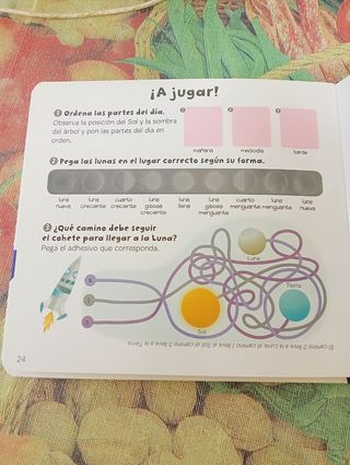 Baby enciclopedia. El Universo (Larousse - Infantil / Juvenil - Castellano - A Partir De 3 Años - Baby Enciclopedia) (Spanish Edition)