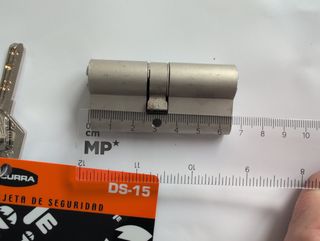 Bombín cerradura puerta blindada