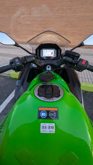 KAWASAKI NINJA 650 2024 — 6.500 km — COMO NUEVA