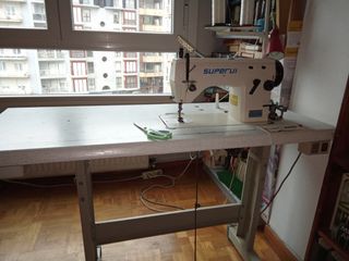 Máquina de coser industrial zig zag 3 puntadas