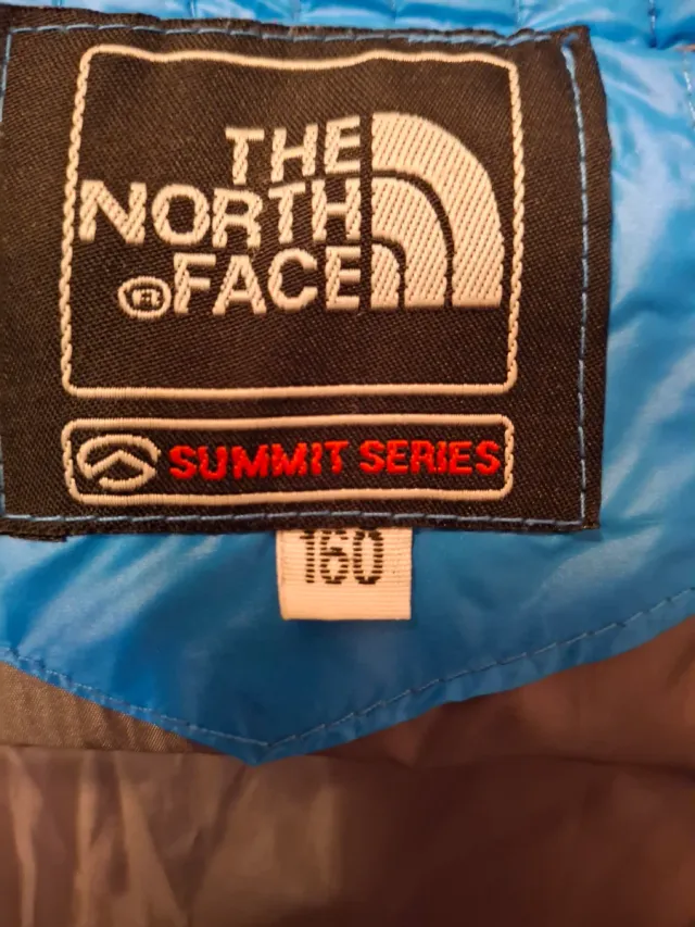 Anorak. Talla XS, o 16a.