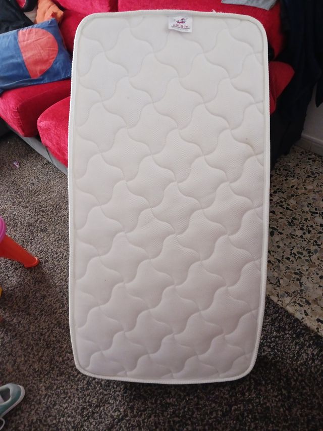 Colchón cuna.