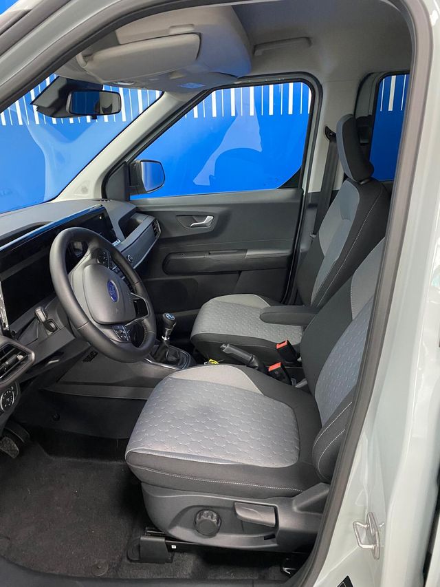 Ford Tourneo Courier 2025