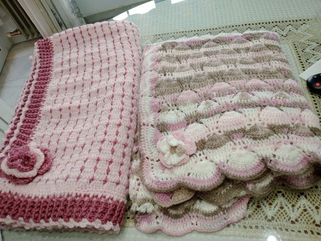 Toca bebe y ropita echa a mano