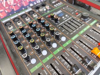 Mesa mescladora profecional