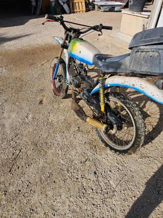 SE VENDE MOTO PUCH MINICROSS 800€