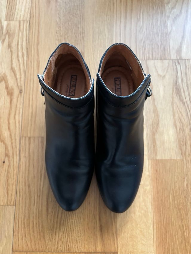 Botines piel Pikolinos