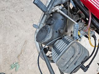 SE VENDE MOTO  CAGIVA 125 SST  1300€