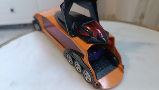 Coches Majorette Fiction con Camión