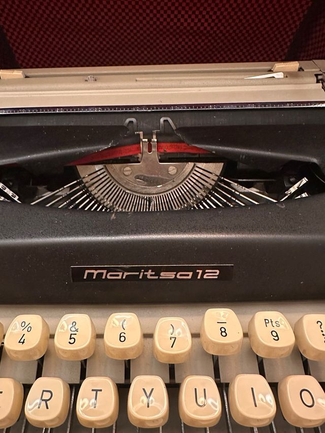 Maquina de escribir martisa12