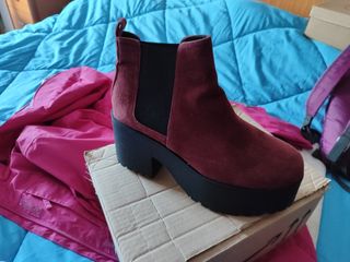 Botines tacón Stradivarius