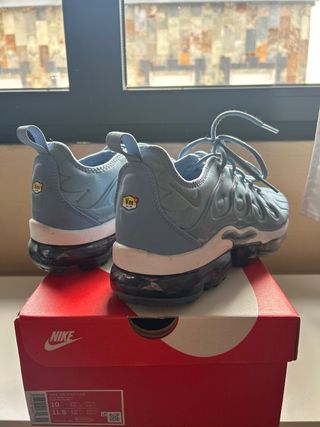 Zapatillas vapor max plus azul clarito