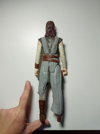 Star Wars Figura Rey Skywalker Tamaño Grande