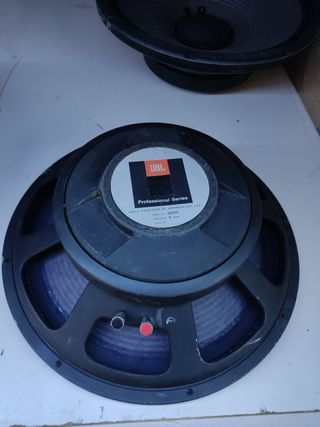 2 JBL 2225H a estrenar