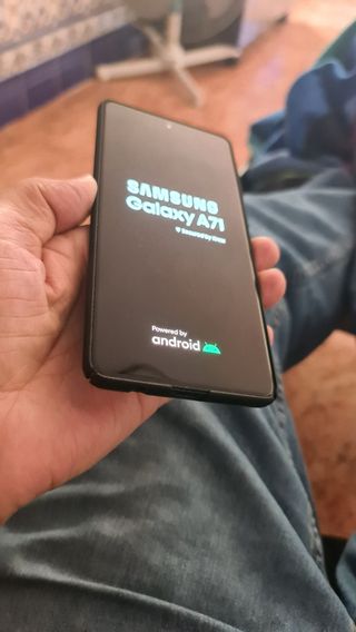 Samsung a71  128gb   caja  cargador no origin