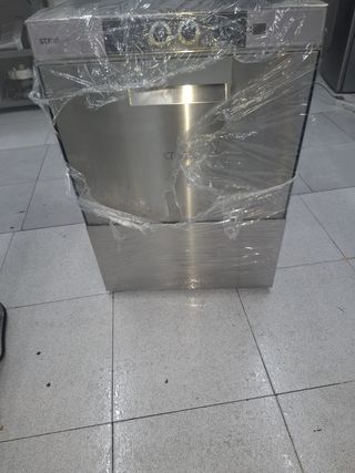 Lavavajillas industrial