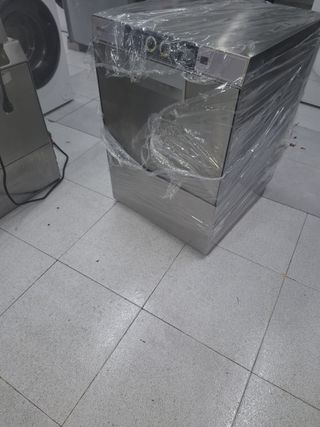 Lavavajillas industrial