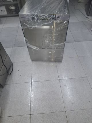 Lavavajillas industrial