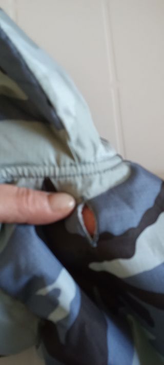 Piumino con cappuccio per cani