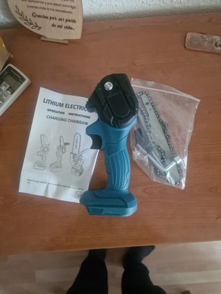 Sierra Electrica nueva sin bateria