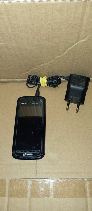 Móvil nokia-5800
