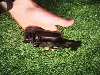 Cerradura guantera 205