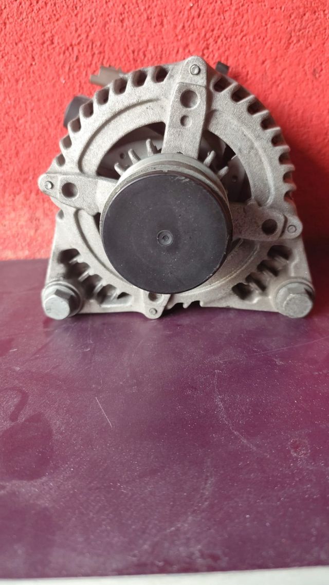 Alternador Peugeot 208