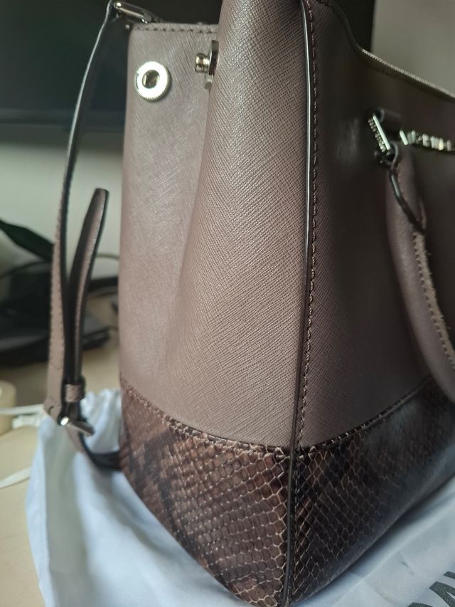 Borsa Michael Kors fango e pitonata