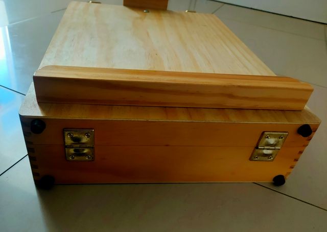 Caja De Pintura Acrílico Con Caballete