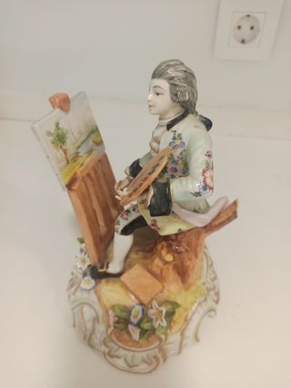 FIGURA DE PORCELANA ANTIGUA DE 200 AÑOS APROX.