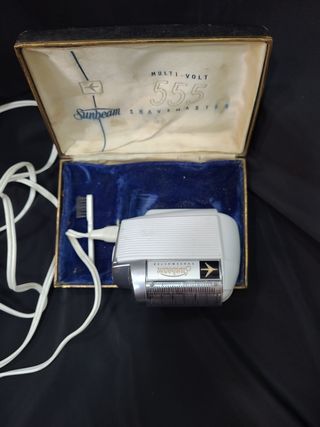 Antigua máquina de afeitar