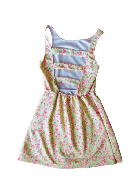 Vestido floral de Bershka