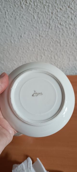 Taza con plato Jager antigua