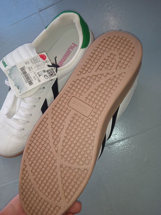 Zapatillas hummel blancas