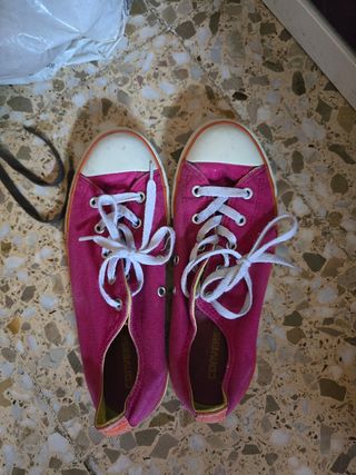 Converse rosas