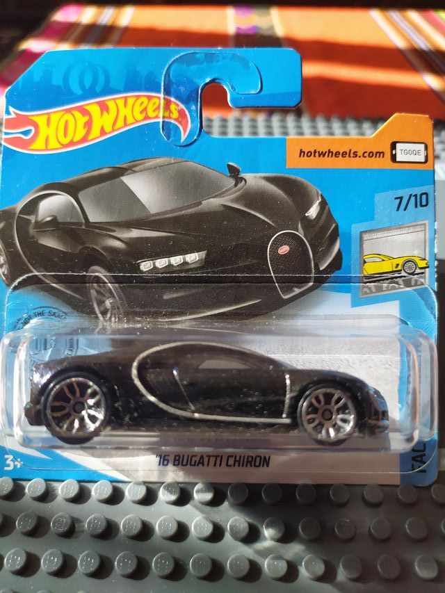 HOT WHEELS