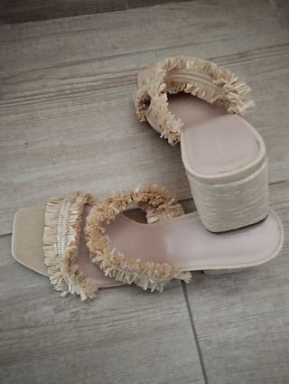 Zapatos con tacón N 40