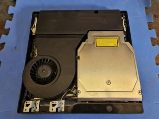 PlayStation 3 slim 120Gb + Mando + Juegos